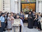 Η Χαλκίδα τίμησε με λαμπρότητα την Αγία Παρασκευή – Πλήθος πιστών στη μεγαλειώδη λιτανεία της πολιούχου (βίντεο-φωτο)